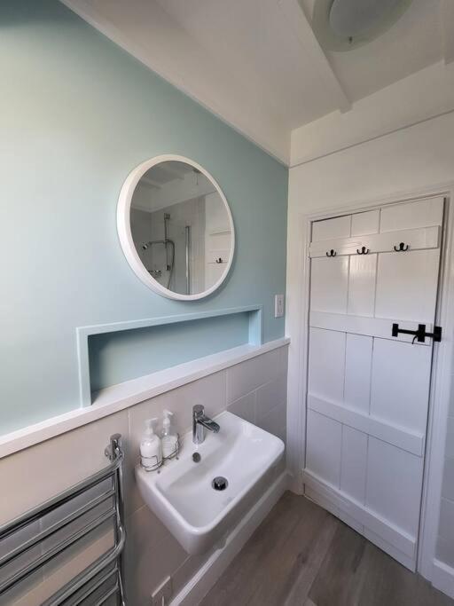 Host & Stay - Clara Cottage Bretforton Экстерьер фото